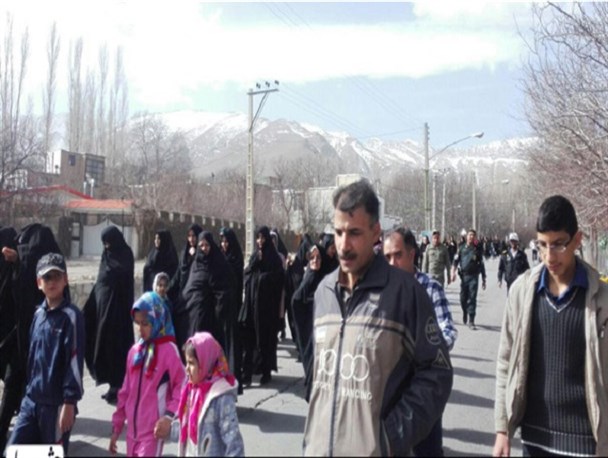 همایش پیاده روی خانوادگی در خوانسار برگزار شد/ تصاویر