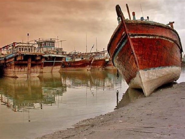 گردشگری بوشهر نیازمند تدوین سند چشم انداز ۲۰ تا ۵۰ ساله است/ خطر تخریب در کمین آثار تاریخی بوشهر