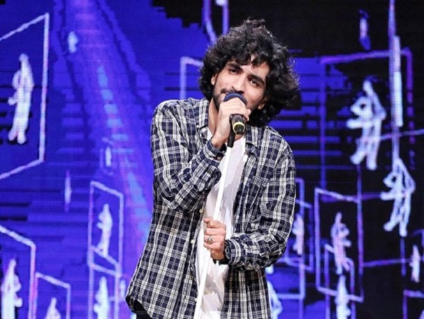 برگزیده عصر جدید، خواننده تیتراژ سریال نوروزی «نجلا» شد