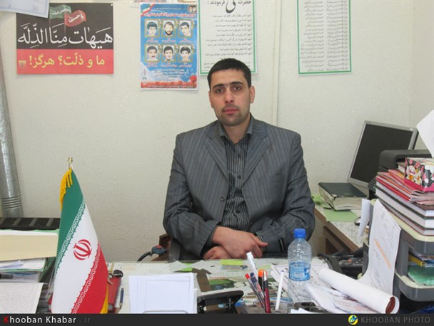 تمام تلاش ما این است که از مهاجرت جوانان روستا به شهر جلوگیری کنیم