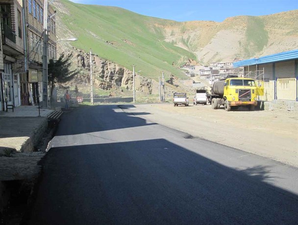 سال همدلی و همزبانی دولت و ملت رمز پیشرفت و تعالی کشور