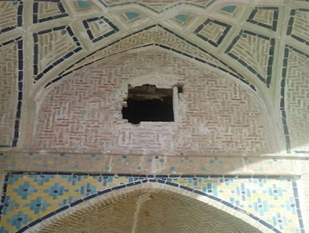 سرقت مجدد کتیبه تاریخی آب انبار نراق+عکس