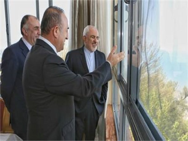 فرصتی که تبریز از دست داد / جنگی که توپ و ترکشش برای آذربایجان است اما میزبانی نشست صلحش برای شمال