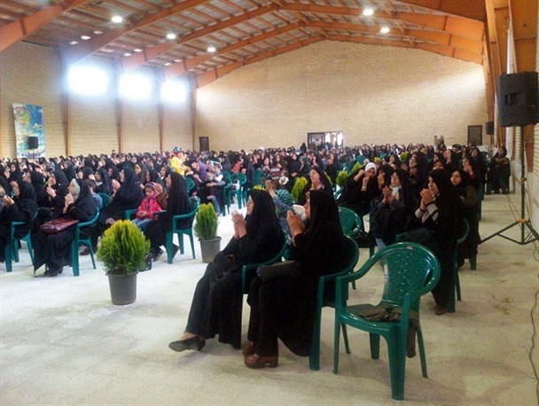 برپایی جشن میلاد کوثر در محلات+عکس
