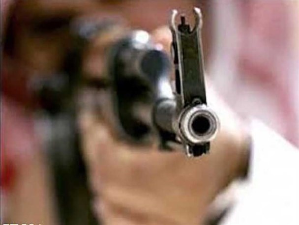 خصومت شخصی منجر به مجروح شدن یک نفر در نیمروز شد