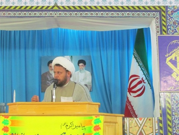 مسئولان به فکر استقرار امام جمعه در شهر شُنبه باشند