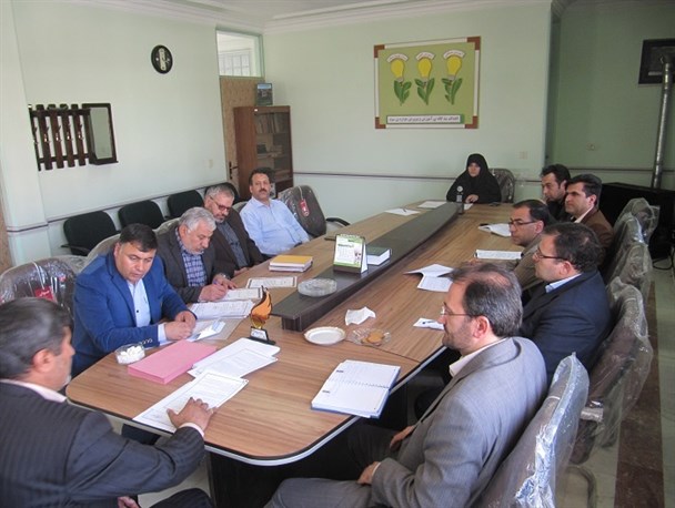 معلم مهمترین عنصر فرهنگ ساز جامعه است