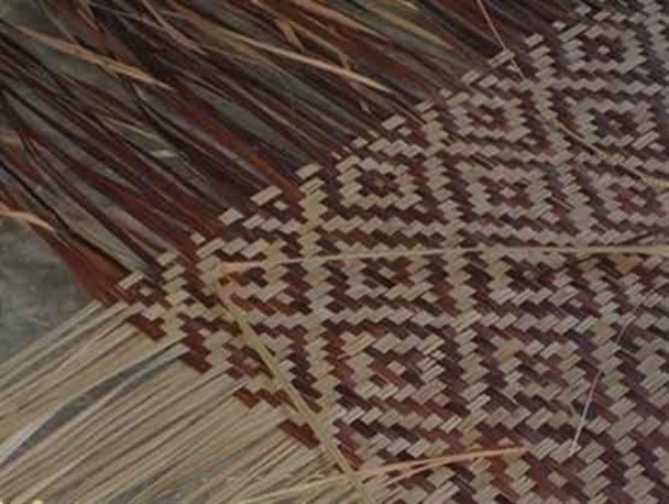 حصیربافی هنر پنج هزارساله در میناب/روستای بهمنی ثبت ملی می شود