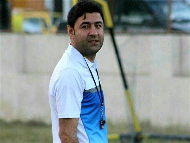 فاضلی: به دنبال برد مقابل پرسپولیس هستیم/ اسکوچیچ نگاهی مهربانانه با بازیکنان آلومینیوم داشته باشد