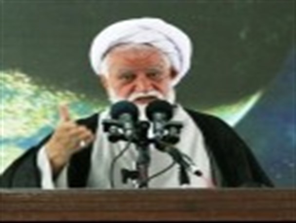 آل سعود خائن الحرمین است نه خادم الحرمین