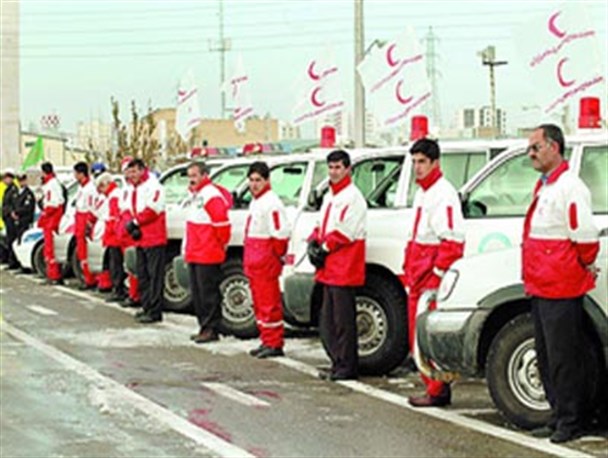 امدادگران هلال احمر، ایثارگرانه آرامش را هدیه می دهند
