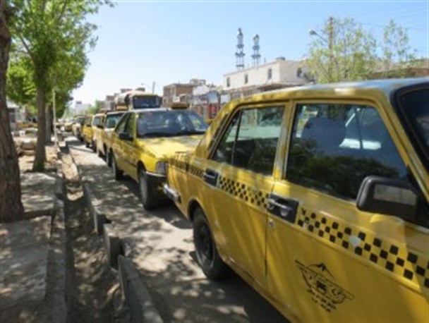 کلافگی نمازگزاران بیجاری در روزهای جمعه به علت نبود تاکسی