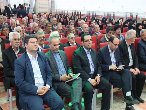 مراسم اجتماع و تجلیل از بازنشستگان آموزش و پرورش در بناب برگزار شد+تصاویر
