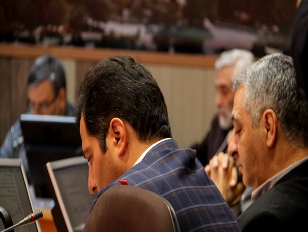 نجفی: بعید می‌دانم دولت بتواند سهم 260 میلیاردی خود را از احداث مترو پرداخت کند/ حاجی‌زاده: افتتاح ترمینال تبریز نمادین بود/ خاطره‌گویی بهروز خاماچی از بیگی