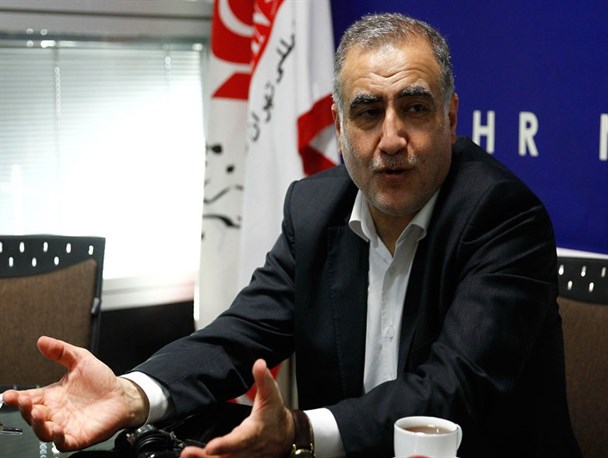 بهتر است روحانی جمله امام را به خاطر آورد/ فساد 8 هزار میلیاردی را معوقه می‌‌نامند