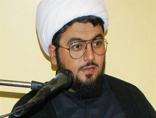 دنیا دارالمجانین نیست بلکه دارالعمل است