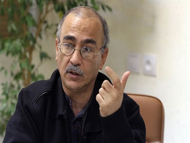 یک تار موی مصدق شرف دارد به تمام یک دولت بزدل محافظه کار / ما از جنگ نمی‌ترسیم؛ از شیعه لیبرال می‌ترسیم/ در منش شما همه چیز قابل معامله است