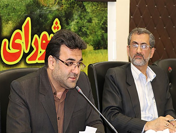 برخی اخلاق را زیر پا گذاشته و حرف های بیگانگان را تکرار می کنند