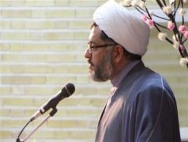 فضای مجازی را به کسانی که اعتماد ندارید نسپارید