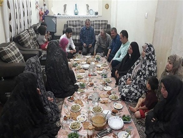 آداب و رسوم ماه رمضان در کهگیلویه و بویراحمد؛ از کاسه بهره و شب نشینی تا کوبیدن بر طبلی که نشان دهنده وقت سحر است+تصاویر
