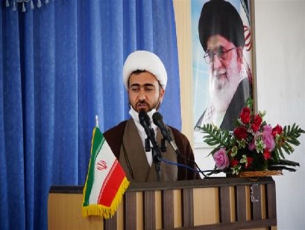 عظمت و بزرگی مردم مؤمن و انقلابی در رزمایش مواسات و همدلی/ مسئولان جلوی گرانی و فشار اقتصادی را بگیرند