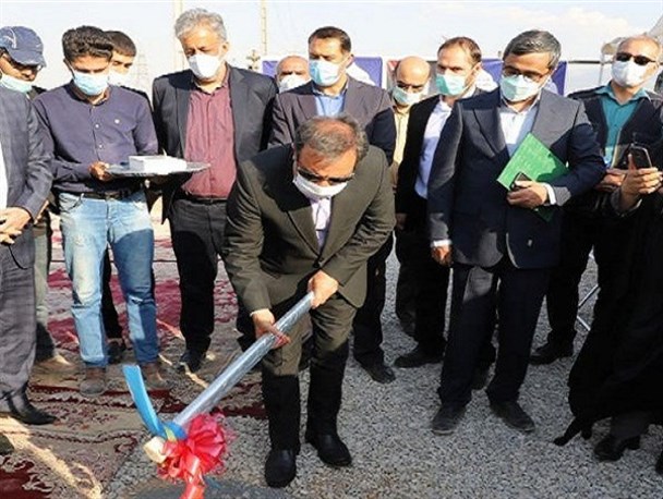 پروژه دهکده صنعتی خرم آباد کلنگ زنی شد