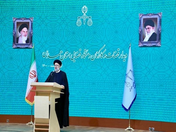 اصلاح نظامات پولی و اداری در کشور باعث کاهش جرائم و ورود پرونده به دادگستری ها می شود