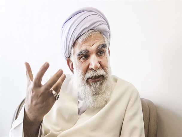 جهاد تبیین در مقابل با شبهات یک وظیفه مهم است/باید نسبت به توطئه های دشمنان اسلام و قرآن هوشیار بود