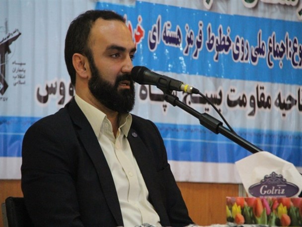 امید به وفاداری آمریکا ساده لوحی است/ آقای ظریف مواظب باشید رکب نخورید