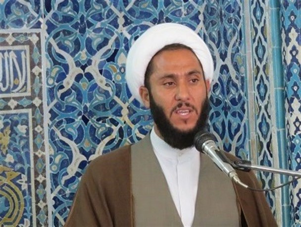 همدل و همزبان به دور از سیاسی کاری به حل مشکلات همت گماریم