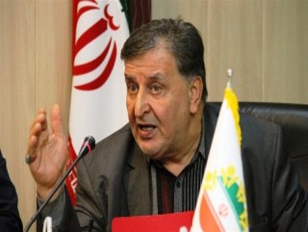 تهدید و تحریم آمریکا هیچ اختلالی در افزایش قدرت دفاعی کشور ایجاد نمی‌کند / خرید سامانه اس 300 گامی در تقویت بنیه دفاعی کشور است