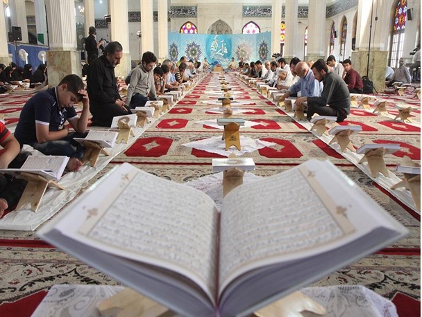 ترتیل جزء 2 قرآن کریم با صدای «حسین ایزدپناه»+صوت
