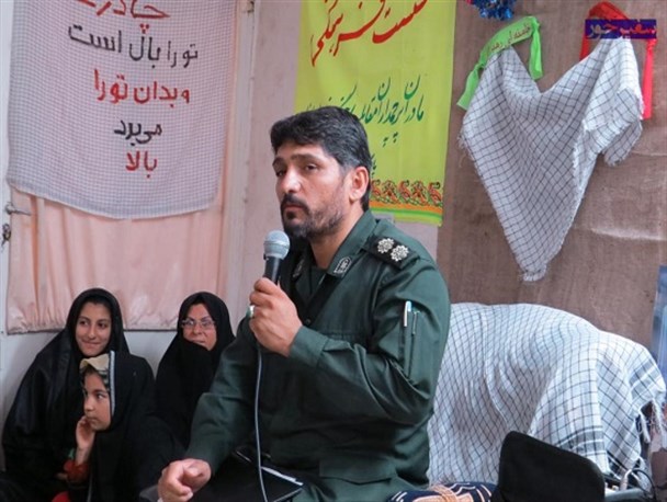 لزوم فعالیت بسیجیان در شبکه ها ی مجازی برای تقویت بنیه ی انقلابی و فرهنگی