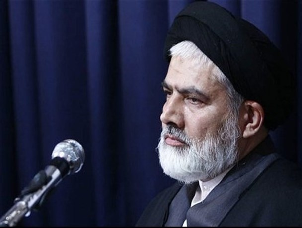 فرهنگ غربی در مقابل فرهنگ عاشورایی ضعیف است/جوانان باید در مقابل هجمه های تبلیغاتی دشمن واکسینه شوند