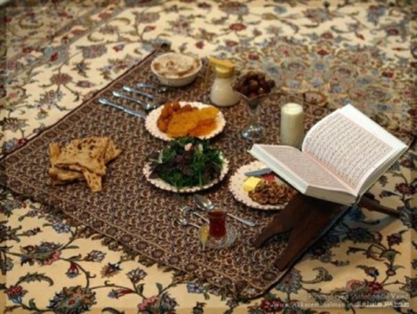 آنچه فرد روزه دار باید درباره افطاری و سحری بداند