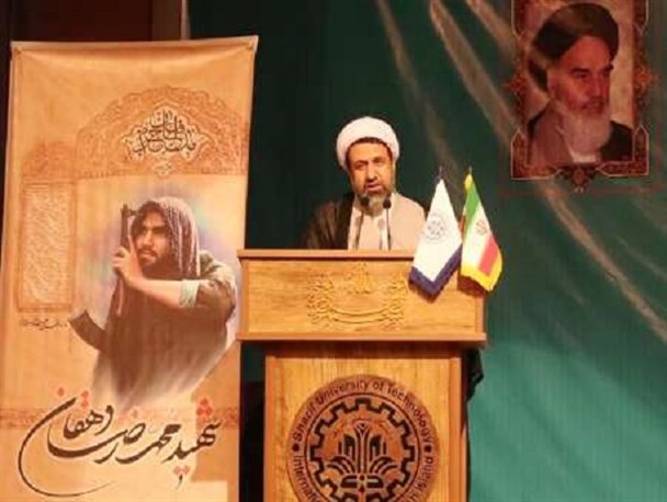 دفاع از امنیت کشور باید کیلومتر ها خارج از مرزها صورت پذیرد