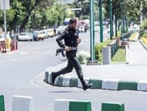 لزوم اتّحاد همه جانبه ملّت ایران/ ترور و تروریسم زاییده سعودی است