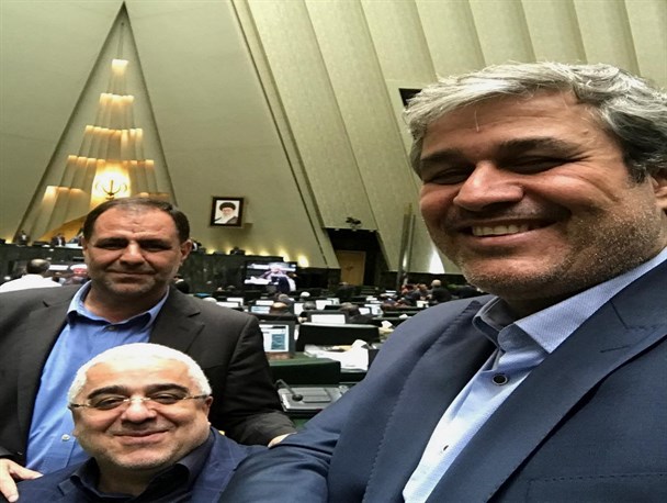 ماجرای عکس خبرساز رئیس کمیسیون برنامه و بودجه مجلس از حمله تروریستی تهران