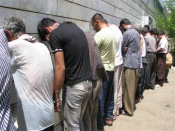 دستگیری بیش از ۶۰ خرده فروش مواد مخدر در مرودشت