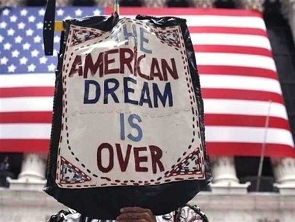 ساختار تبعیض نژادی آمریکا مردم را به خیابان کشاند/ حکومت نژادپرستانه غربی رو به افول است