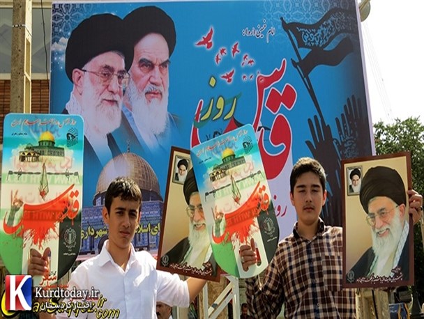 روزه داران سقزی ندای حمایت از سرزمین قدس را سر دادند