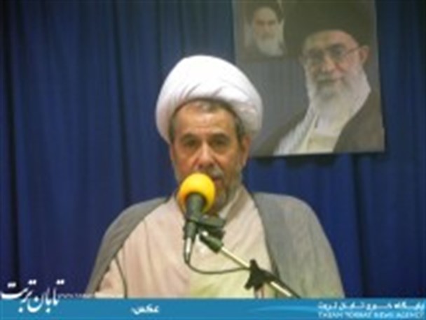 توطئه های منطقه در راستای دفاع از مشروعیت رژیم غاصب صهیونیستی است/ کسانی که با ولایت فقیه زاویه دارند در خانواده انقلاب جائی ندارند