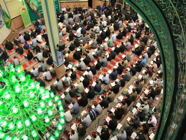 احیای شب 23 ماه مبارک رمضان در حسینیه اعظم ارومیه+تصاویر