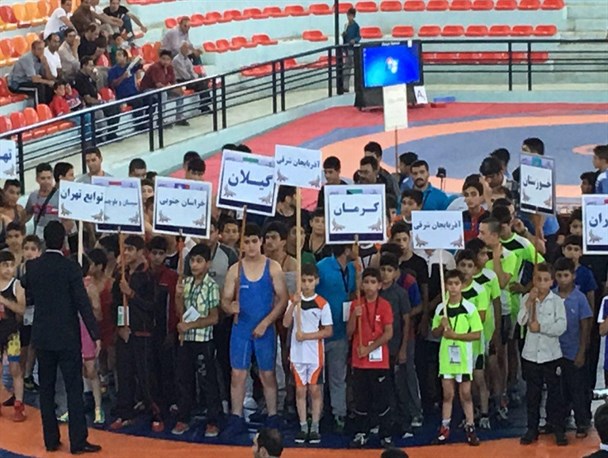 امیررضا معصومی از گیلان قهرمان کشتی خردسالان کشور شد