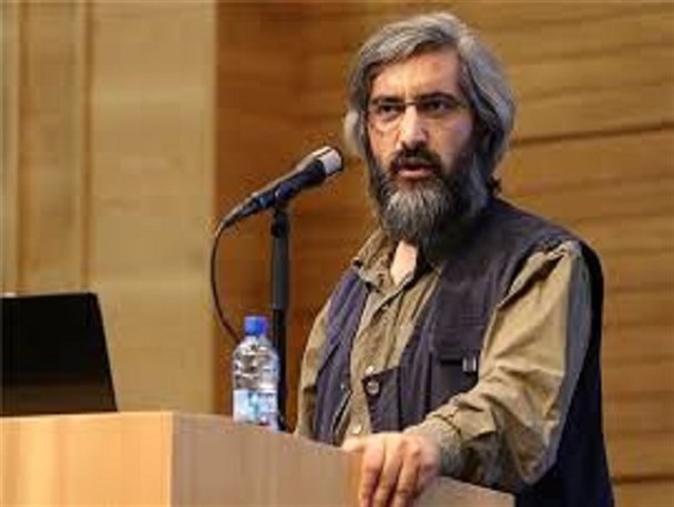 نصب بیلبورد تبریک عروسی مصداق سرمستی اشرافی‌گری/ مدیریت فرهنگی در مشهد نداریم