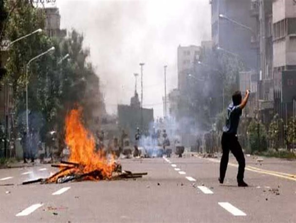 دانشجویان در فتنه کوی دانشگاه بازیچه سیاسیون وقت شدند