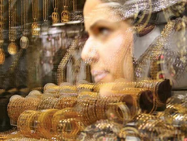 طلا بالاتر از دلار؛ فراتر از تصور/ وقتی با جیب‌های خالی پرستیژ بیشتر می‌شود!