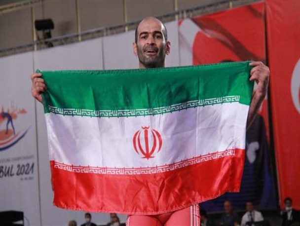 کشتی‌گیر ناشنوای زنجانی مدال نقره مسابقات جهانی را کسب کرد