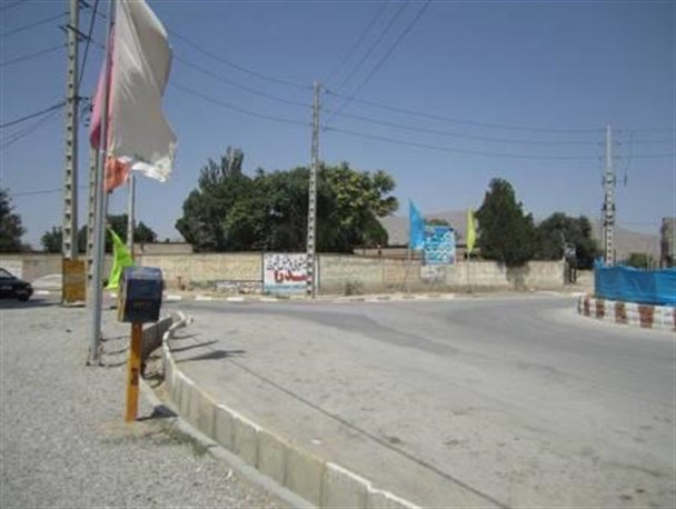 رنگ آسفالت خیابان های تیتکانلو پریده است
