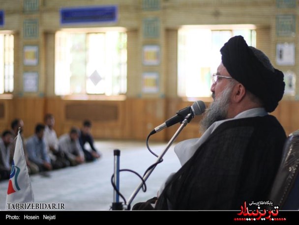 سخنرانی آیت الله خاتمی در مسجد دانشگاه تبریز